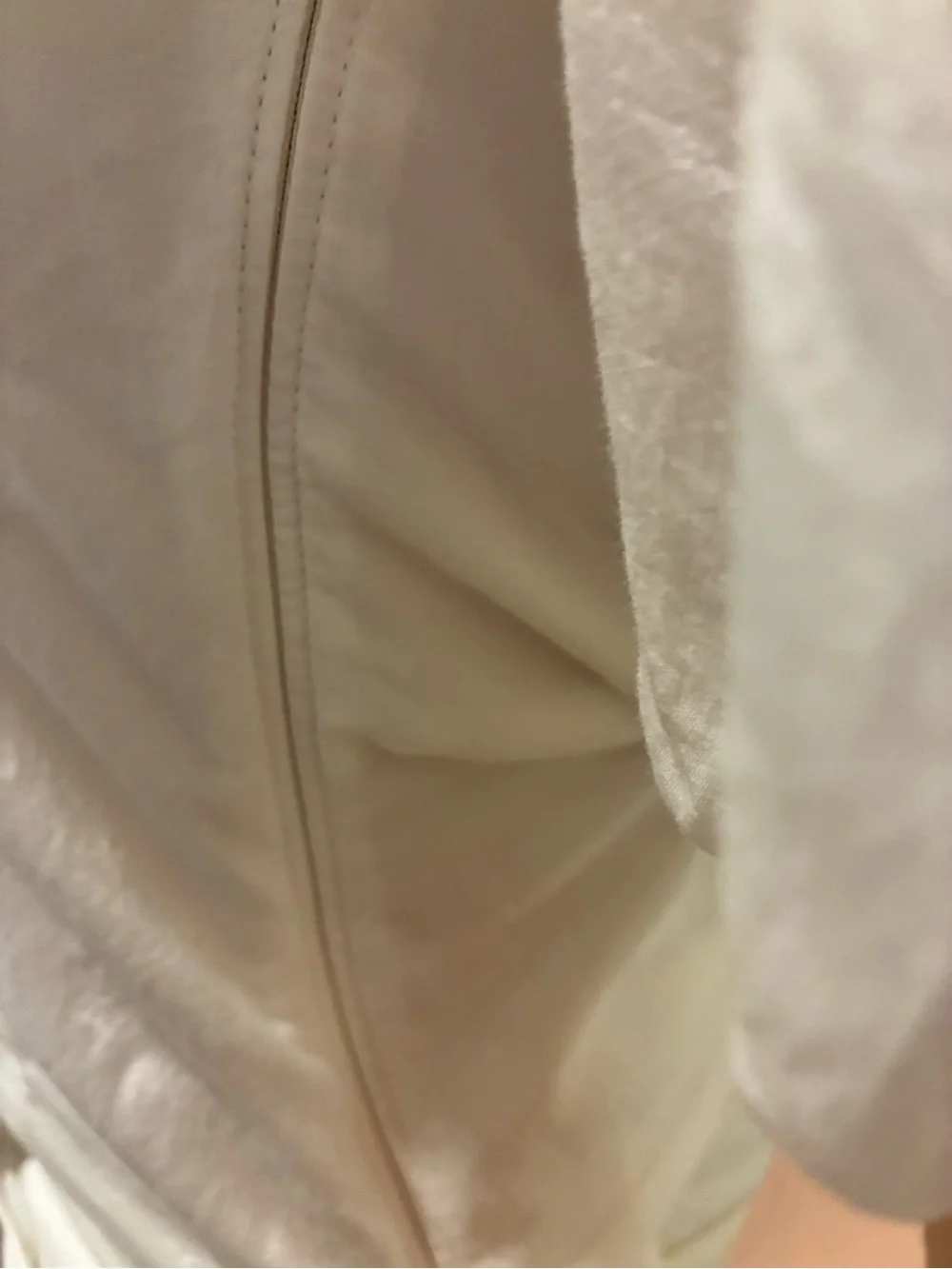 Abercrombie & Fitch elegant white